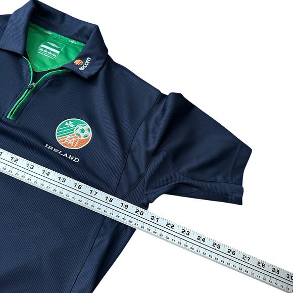 Umbro 2001 2002 Ireland National Football Team Jersey Men’s Medium Blue Soccer - Picture 9 of 12